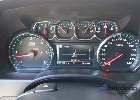 2015 Chevrolet Silverado 1500 1Lt из США, поврежденный, VIN 3GCUKREC2FG374438